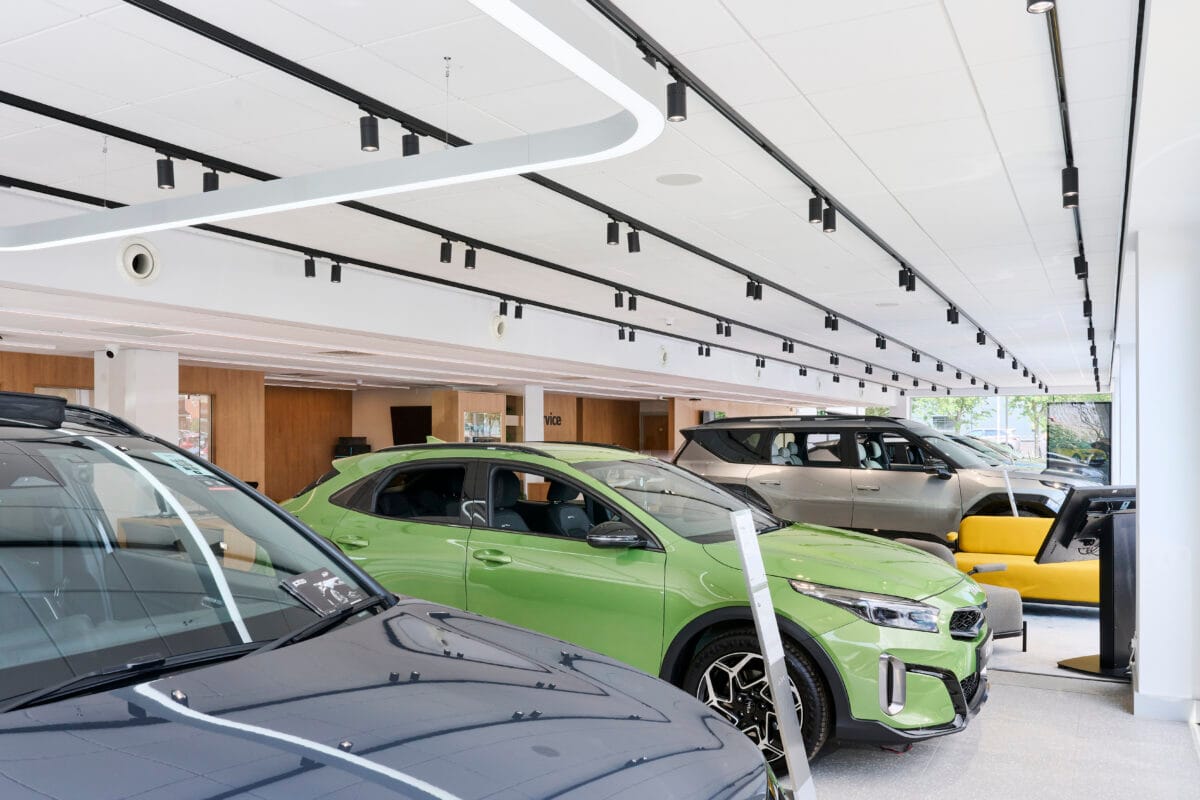 kia car showroom display area